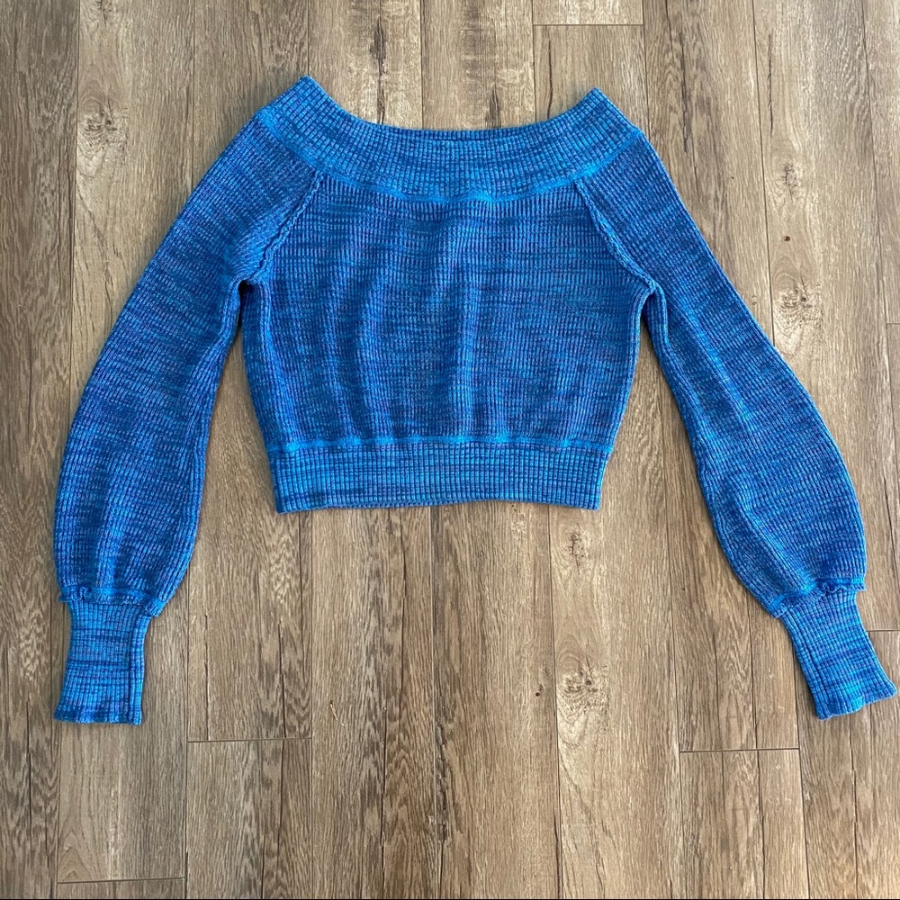 Free People Blue Balloon Sleeve Cropped Sweater